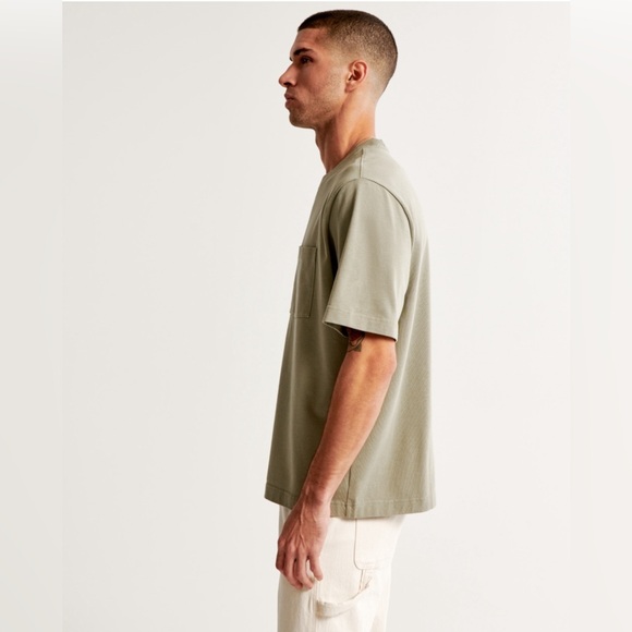 A&F Premium Polished Tee NEVER WORN - Picture 4 of 11